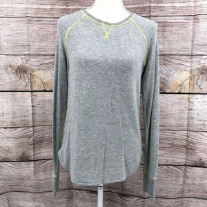 Athleta Girl Gray Long Sleeve Keyhole Top Size XL